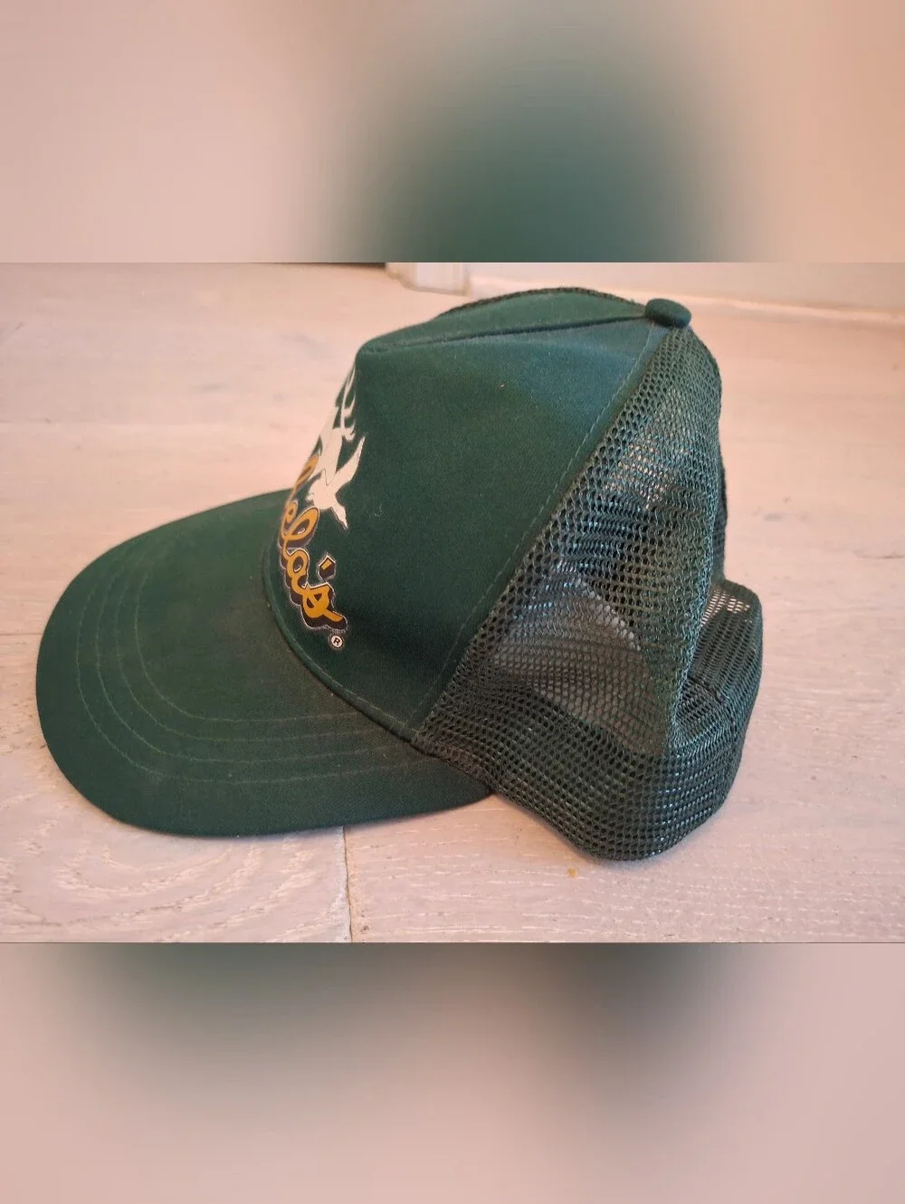 Vintage Cabela's Men's Green Trucker Hat